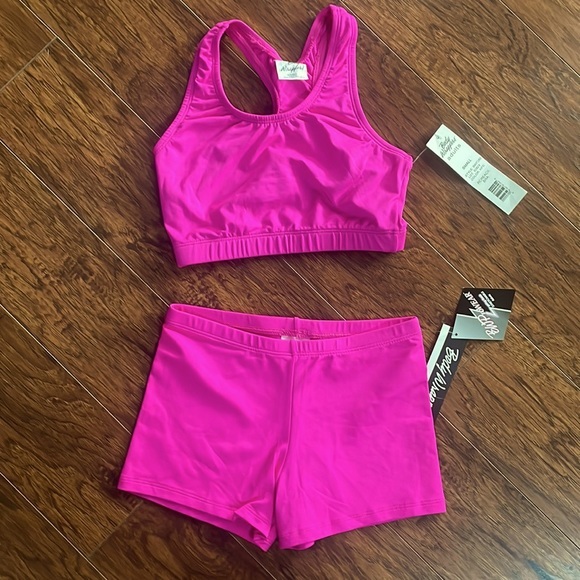 NWT - Body Wrappers workout Set. Sports bra #BWP260 & Bike shorts #BWP282 - Picture 1 of 8